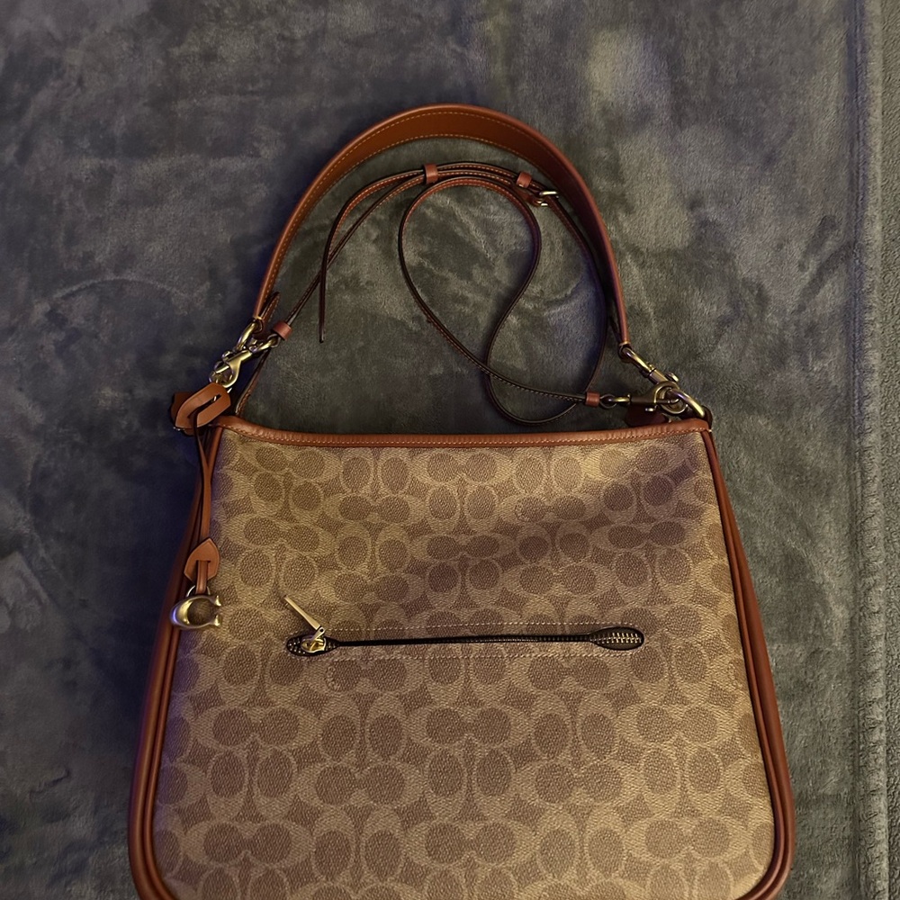 ๐ฅCoach Signature Canvas and Red Leather Shoulder Bag - Picture 12 of 14